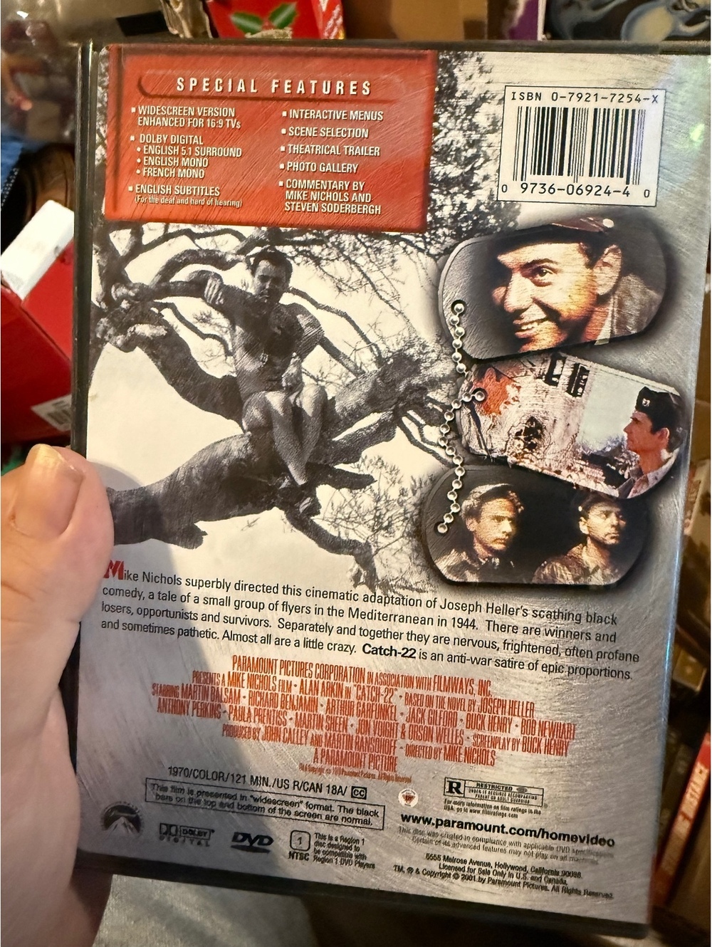 Catch-22 DVD Widescreen Version - Picture 2 of 2